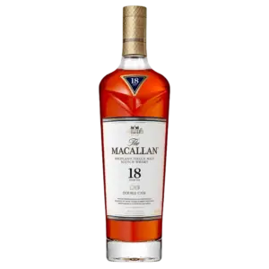 בקבוק של The Macallan 18 Years Old Highland Single Malt Whisky Scotch, Edition Double Cask, הכולל פקק זהב ותווית לבנה עם הדגשות כחול וזהב.